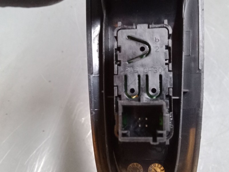 Recambio de mando elevalunas trasero derecho para citroën c4 ii (nc_) 1.6 hdi 90 referencia OEM IAM   