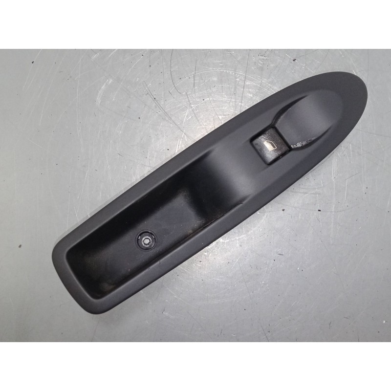 Recambio de mando elevalunas trasero izquierdo para citroën c4 ii (nc_) 1.6 hdi 90 referencia OEM IAM   