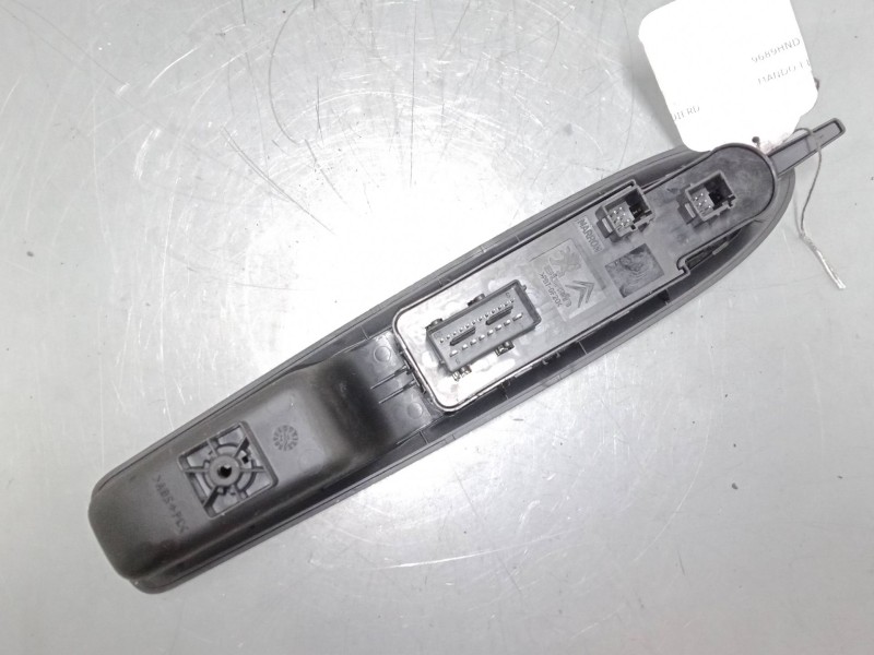 Recambio de mando elevalunas delantero izquierdo para citroën c4 ii (nc_) 1.6 hdi 90 referencia OEM IAM 96657050  