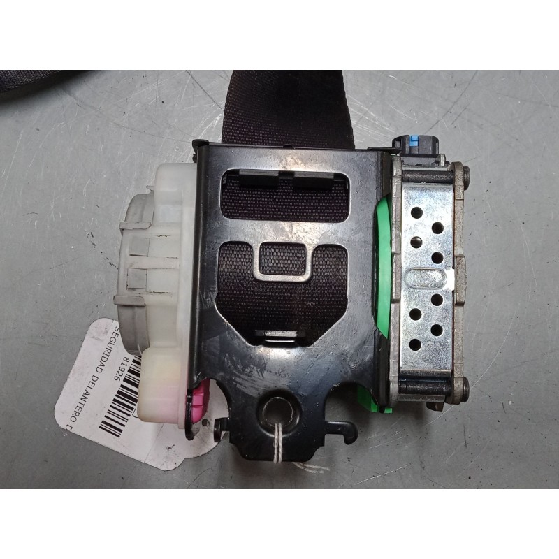 Recambio de cinturon seguridad delantero derecho para citroën c4 ii (nc_) 1.6 hdi 90 referencia OEM IAM   