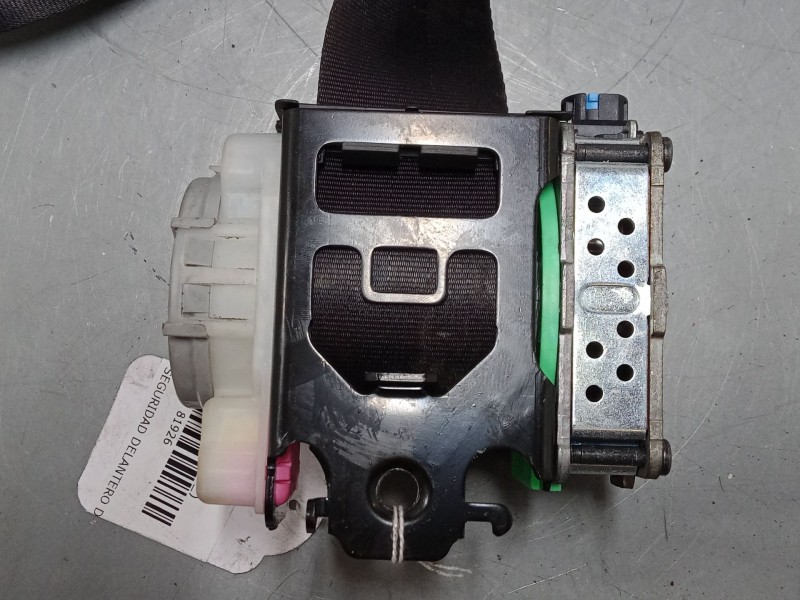 Recambio de cinturon seguridad delantero derecho para citroën c4 ii (nc_) 1.6 hdi 90 referencia OEM IAM   