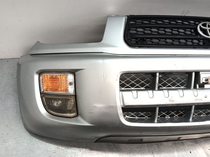 Recambio de paragolpes delantero para toyota rav 4 ii (_a2_) 1.8 (zca25_, zca26_) referencia OEM IAM   