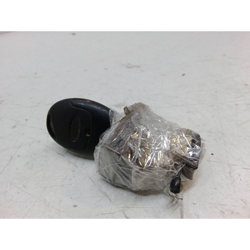Recambio de bombin puerta delantera izquierda para ford fiesta v (jh_, jd_) 1.4 tdci referencia OEM IAM   