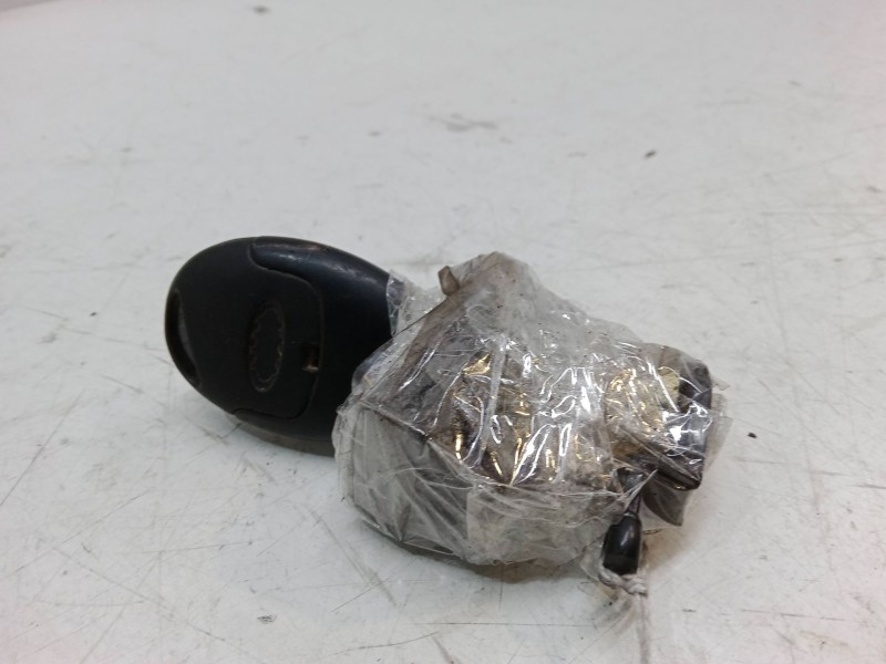 Recambio de bombin puerta delantera izquierda para ford fiesta v (jh_, jd_) 1.4 tdci referencia OEM IAM   