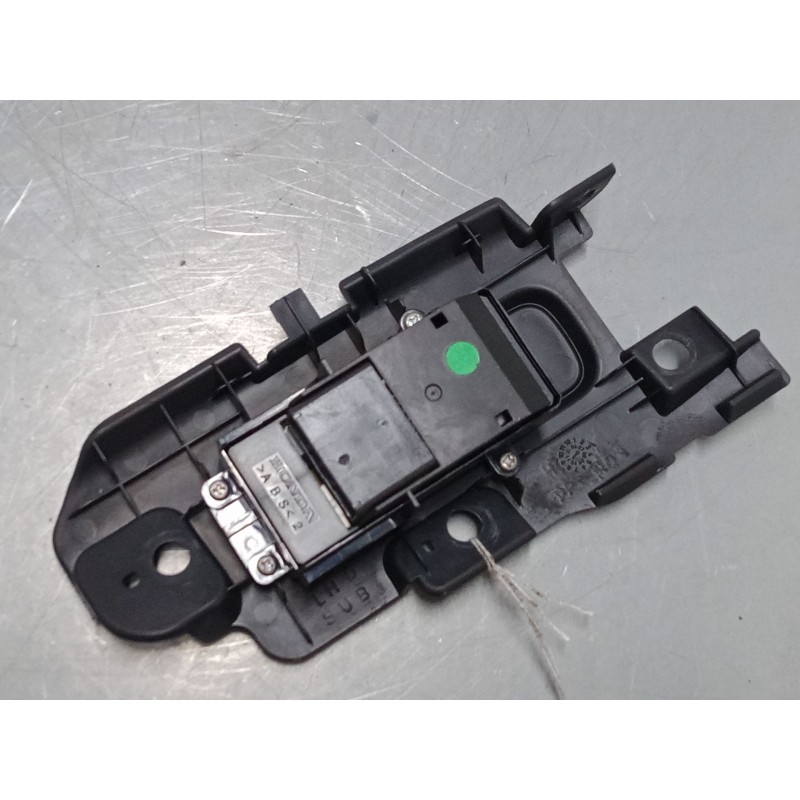 Recambio de mando elevalunas delantero derecho para honda cr-v iii (re_) 2.2 i-ctdi 4wd (re6) referencia OEM IAM   