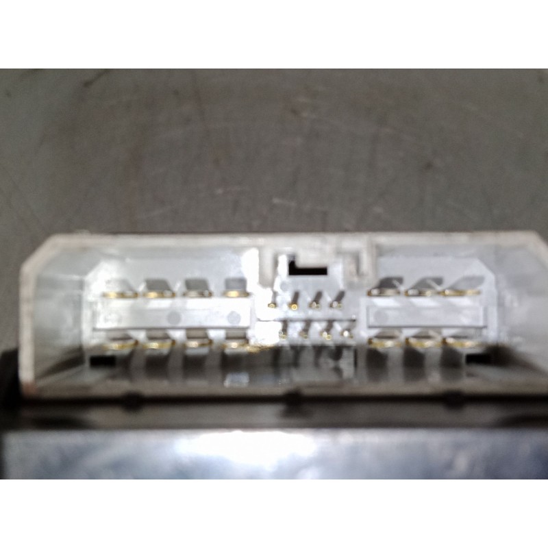 Recambio de mando elevalunas delantero izquierdo para honda cr-v iii (re_) 2.2 i-ctdi 4wd (re6) referencia OEM IAM F000250B  