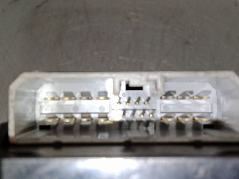 Recambio de mando elevalunas delantero izquierdo para honda cr-v iii (re_) 2.2 i-ctdi 4wd (re6) referencia OEM IAM F000250B  