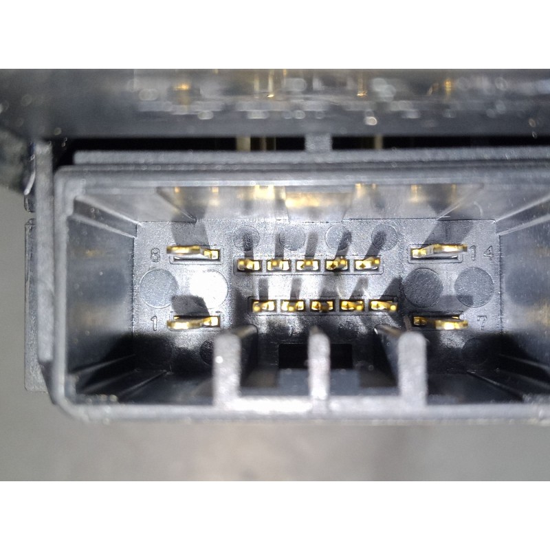 Recambio de mando elevalunas trasero izquierdo para honda cr-v iii (re_) 2.2 i-ctdi 4wd (re6) referencia OEM IAM   