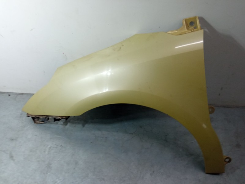 Recambio de aleta delantera izquierda para citroën c4 coupé (la_) 1.6 16v referencia OEM IAM   