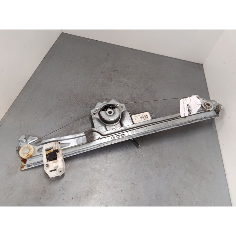 Recambio de elevalunas electrico trasero derecho para renault modus / grand modus (f/jp0_) 1.2 16v (jp0w) referencia OEM IAM   