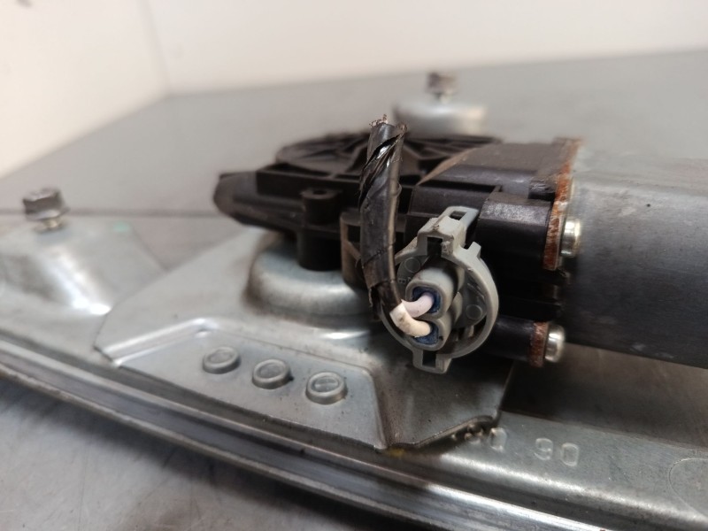 Recambio de elevalunas electrico trasero izquierdo para renault modus / grand modus (f/jp0_) 1.2 16v (jp0w) referencia OEM IAM  