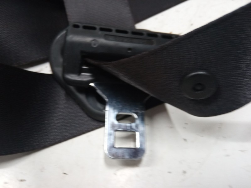 Recambio de cinturon seguridad trasero izquierdo para ford transit connect (p65_, p70_, p80_) 1.8 tdci referencia OEM IAM   