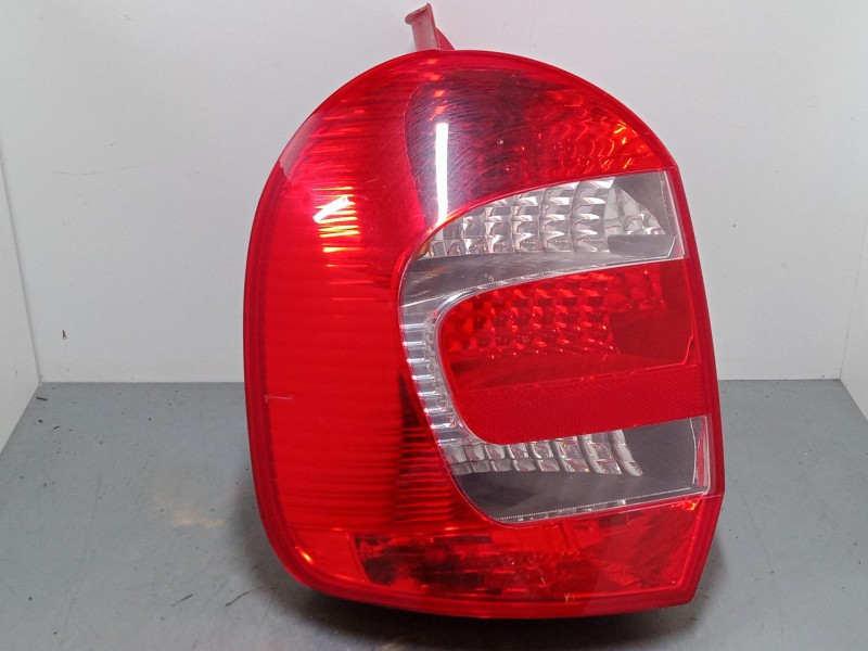 Recambio de piloto trasero izquierdo para renault modus / grand modus (f/jp0_) 1.2 16v (jp0w) referencia OEM IAM   