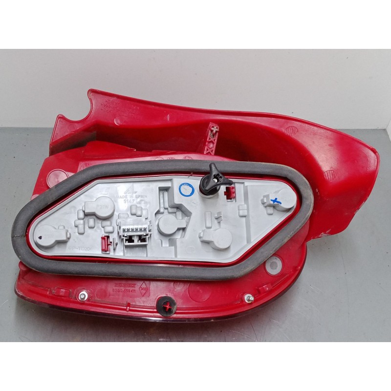 Recambio de piloto trasero izquierdo para renault modus / grand modus (f/jp0_) 1.2 16v (jp0w) referencia OEM IAM   