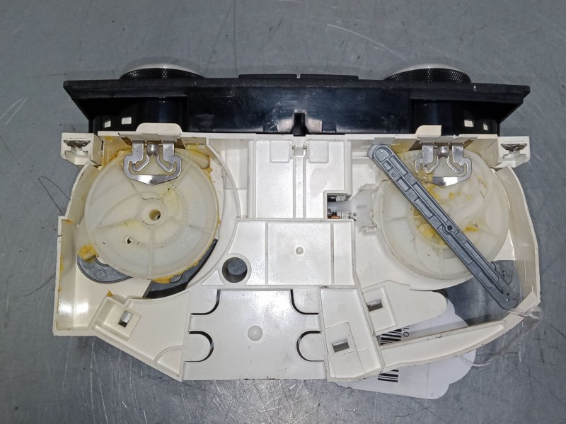 Recambio de mando climatizador para volkswagen polo (6n2) 1.0 referencia OEM IAM 1J0820045F  