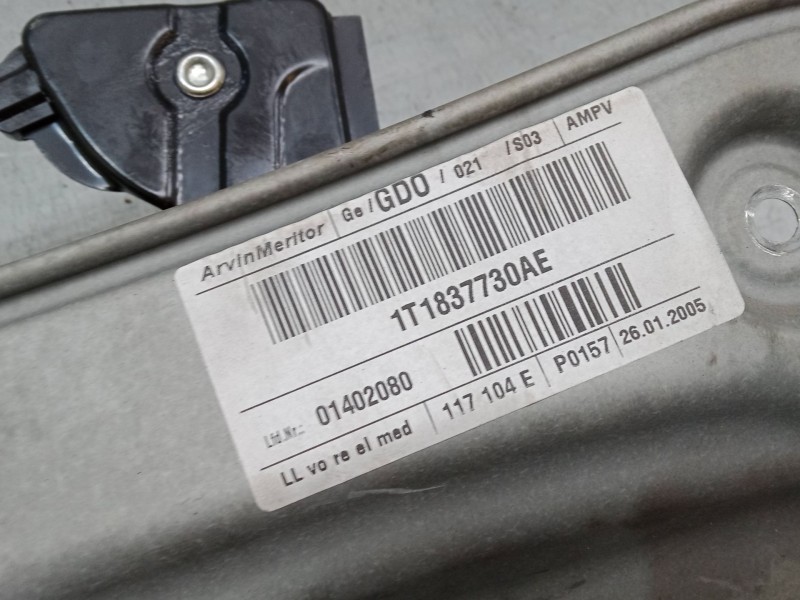 Recambio de elevalunas electrico delantero derecho para volkswagen touran (1t1, 1t2) 1.9 tdi referencia OEM IAM 1T1837730AE  