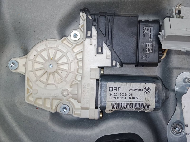 Recambio de elevalunas electrico trasero izquierdo para volkswagen touran (1t1, 1t2) 1.9 tdi referencia OEM IAM 1T0839729H  