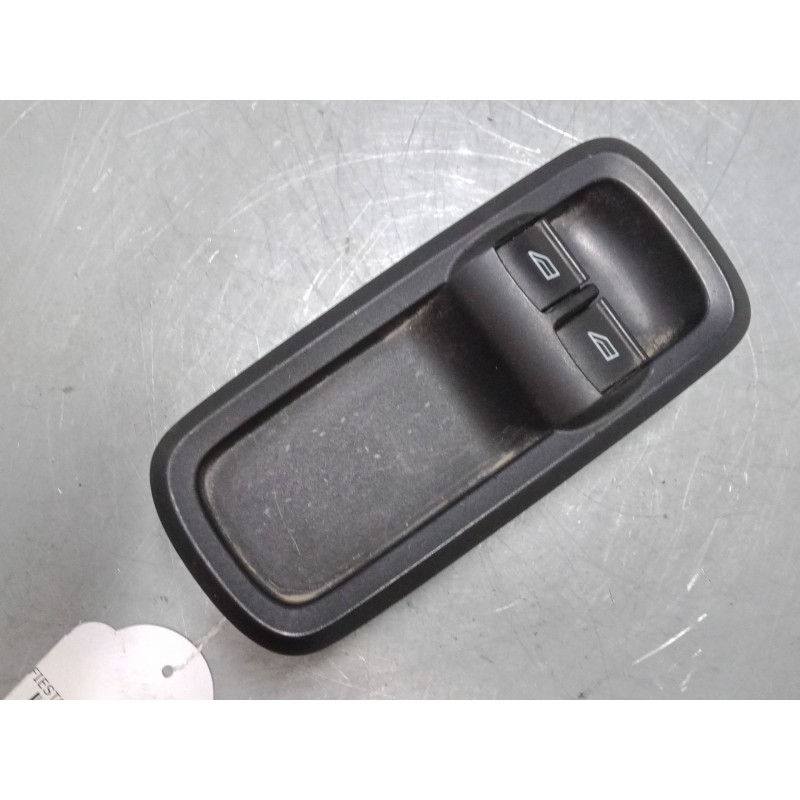 Recambio de mando elevalunas delantero izquierdo para ford fiesta vi (cb1, ccn) 1.4 tdci referencia OEM IAM   