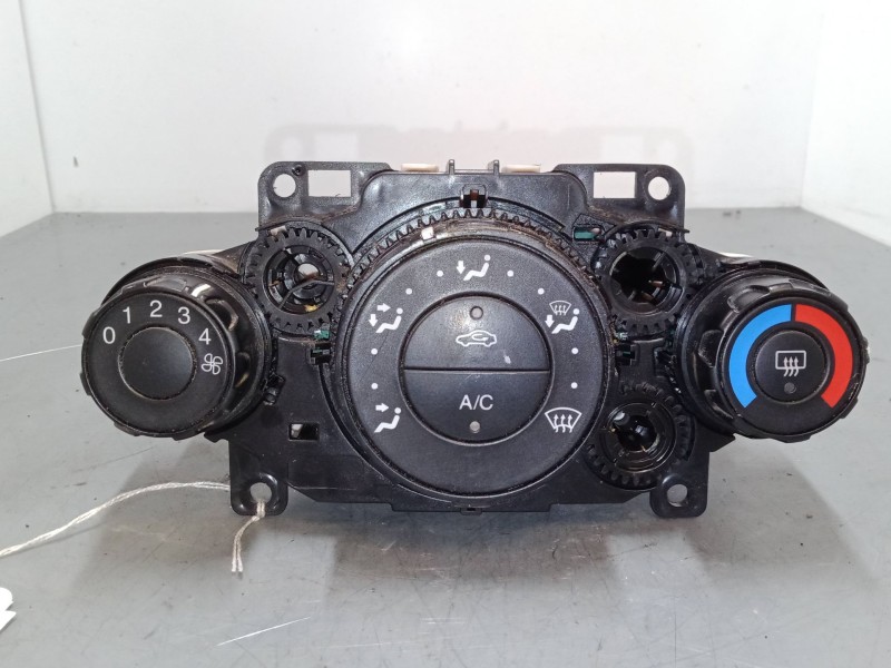 Recambio de mando calefaccion / a/a para ford fiesta vi (cb1, ccn) 1.4 tdci referencia OEM IAM 8A6119980AE  