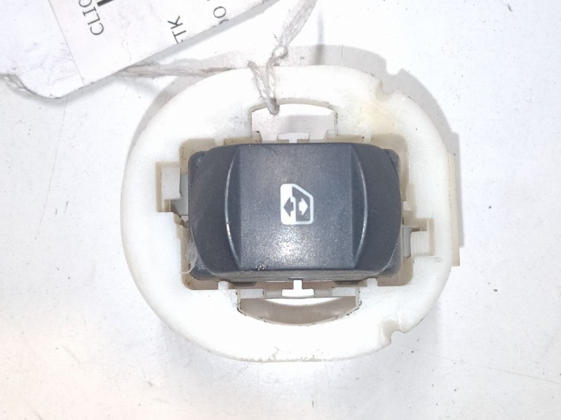 Recambio de mando elevalunas delantero derecho para renault clio iii (br0/1, cr0/1) 1.5 dci (br17, cr17) referencia OEM IAM   