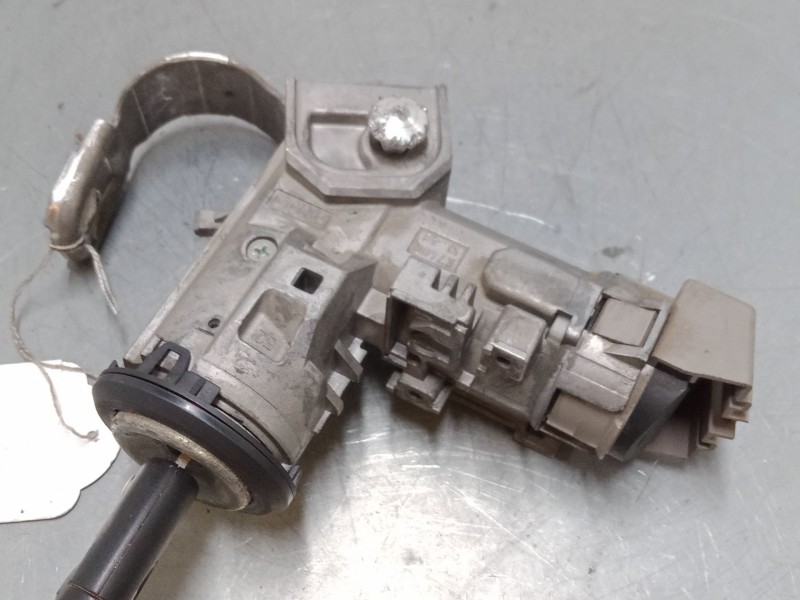 Recambio de clausor para ford fiesta vi (cb1, ccn) 1.4 tdci referencia OEM IAM 9V213F880EB  