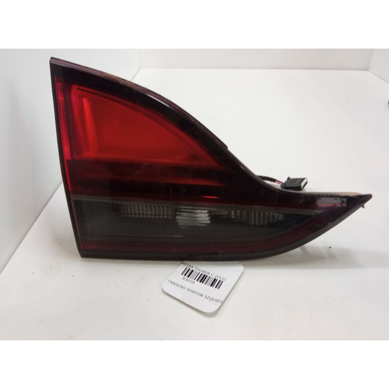 Recambio de piloto trasero porton izquierdo para opel zafira tourer c (p12) 1.6 cdti (75) referencia OEM IAM 39028598  