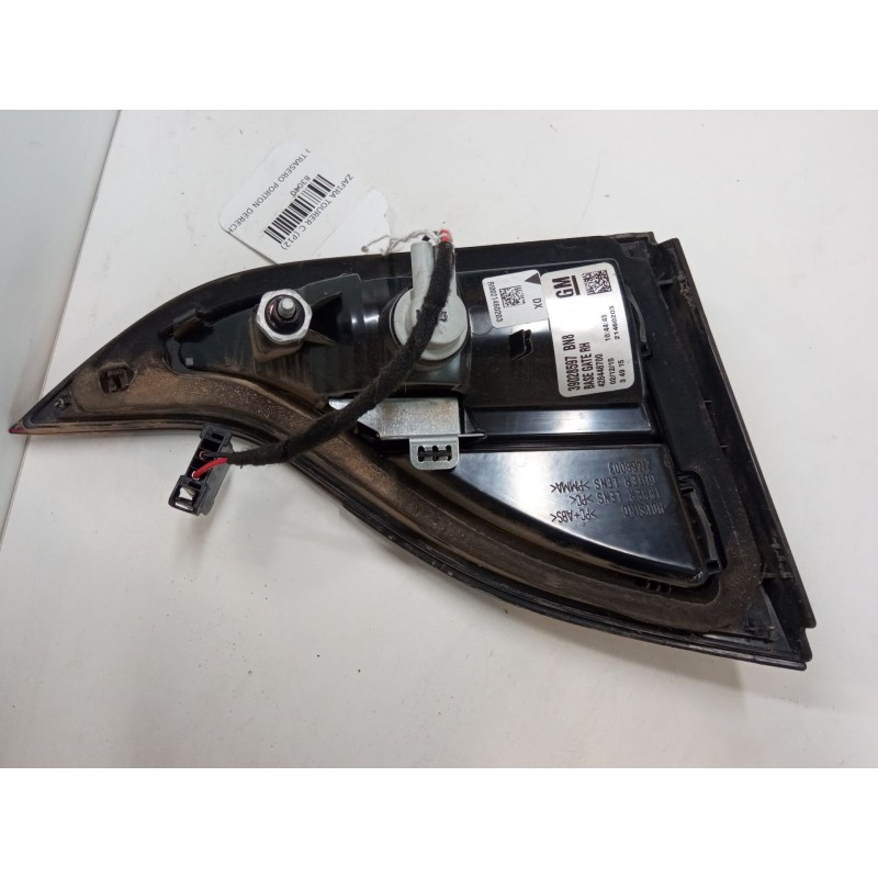 Recambio de piloto trasero porton derecho para opel zafira tourer c (p12) 1.6 cdti (75) referencia OEM IAM 39028597  