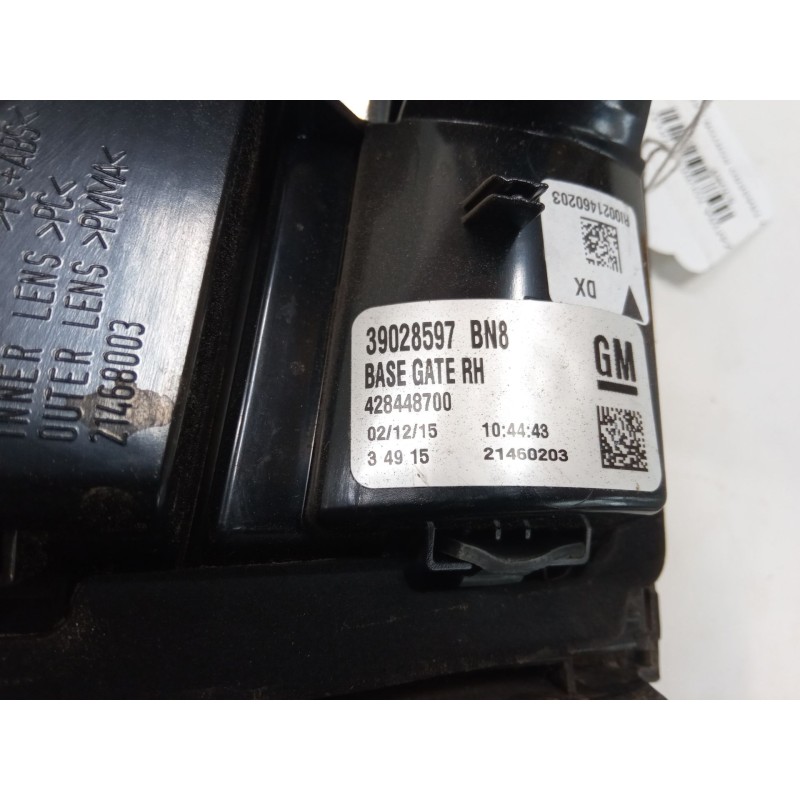 Recambio de piloto trasero porton derecho para opel zafira tourer c (p12) 1.6 cdti (75) referencia OEM IAM 39028597  