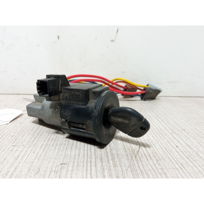 Recambio de clausor para peugeot partner monospace (5_, g_) 1.9 d referencia OEM IAM 962850798B   Recambio de clausor para peugeot partner monospace (5_, g_) 1.9 d referencia OEM IAM 962850798B