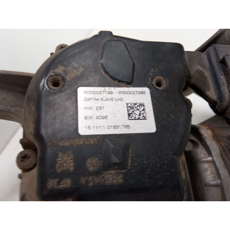 Recambio de motor limpiaparabrisas delantero derecho para opel zafira tourer c (p12) 1.6 cdti (75) referencia OEM IAM W000027365