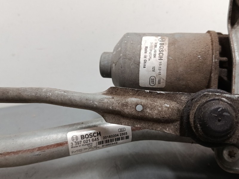 Recambio de motor limpia delantero para jeep renegade suv (bu, b1, bv) 1.6 crd referencia OEM IAM 0390243524  