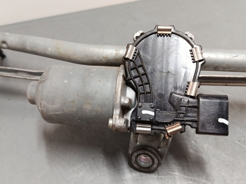 Recambio de motor limpia delantero para jeep renegade suv (bu, b1, bv) 1.6 crd referencia OEM IAM 0390243524  