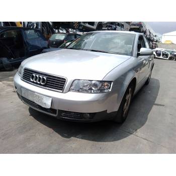 AUDI A4 B6 (8E2) de desguace