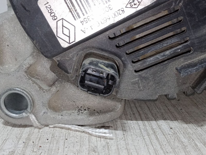 Recambio de alternador para dacia sandero 1.2 16v referencia OEM IAM 8200660044-A  