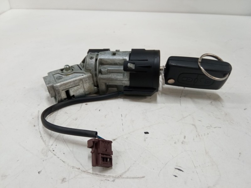 Recambio de clausor para citroën c3 ii (sc_) 1.4 referencia OEM IAM   