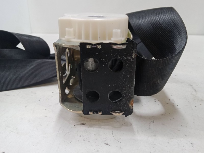 Recambio de cinturon seguridad trasero derecho para citroën c3 ii (sc_) 1.4 referencia OEM IAM   