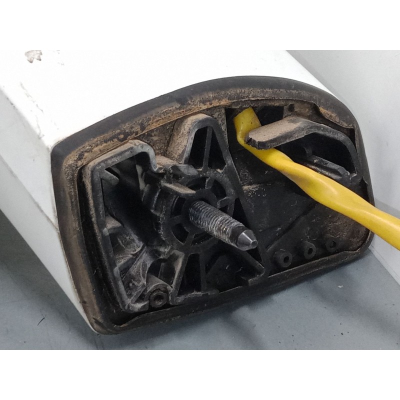 Recambio de retrovisor electrico izquierdo para peugeot 308 sw i (4e_, 4h_) 2.0 hdi referencia OEM IAM   