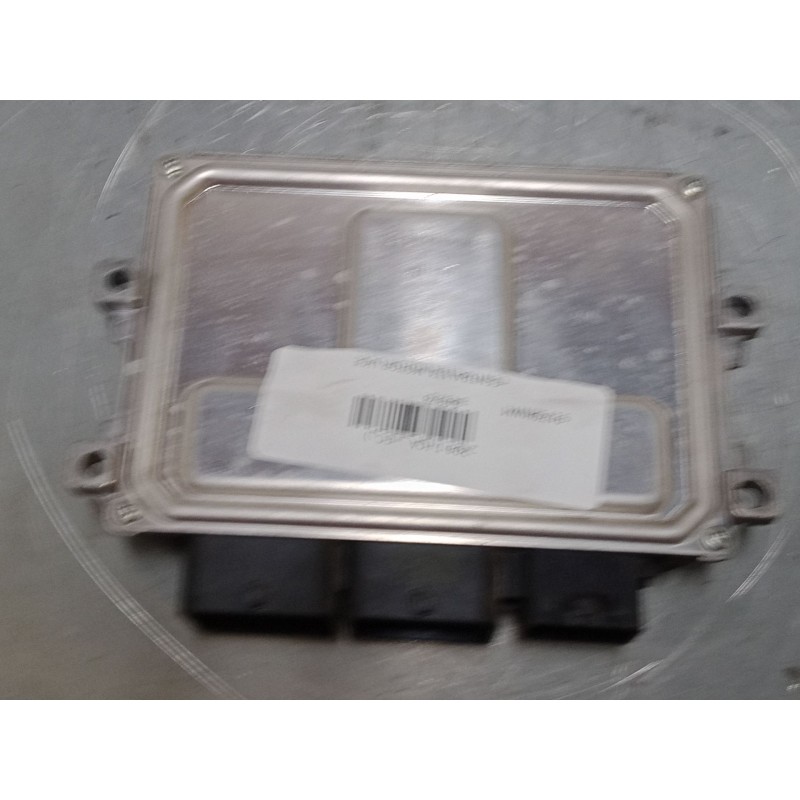 Recambio de centralita motor uce para peugeot 208 i (ca_, cc_) 1.2 vti 82 referencia OEM IAM 9805895780 9800913080 V29035181 A