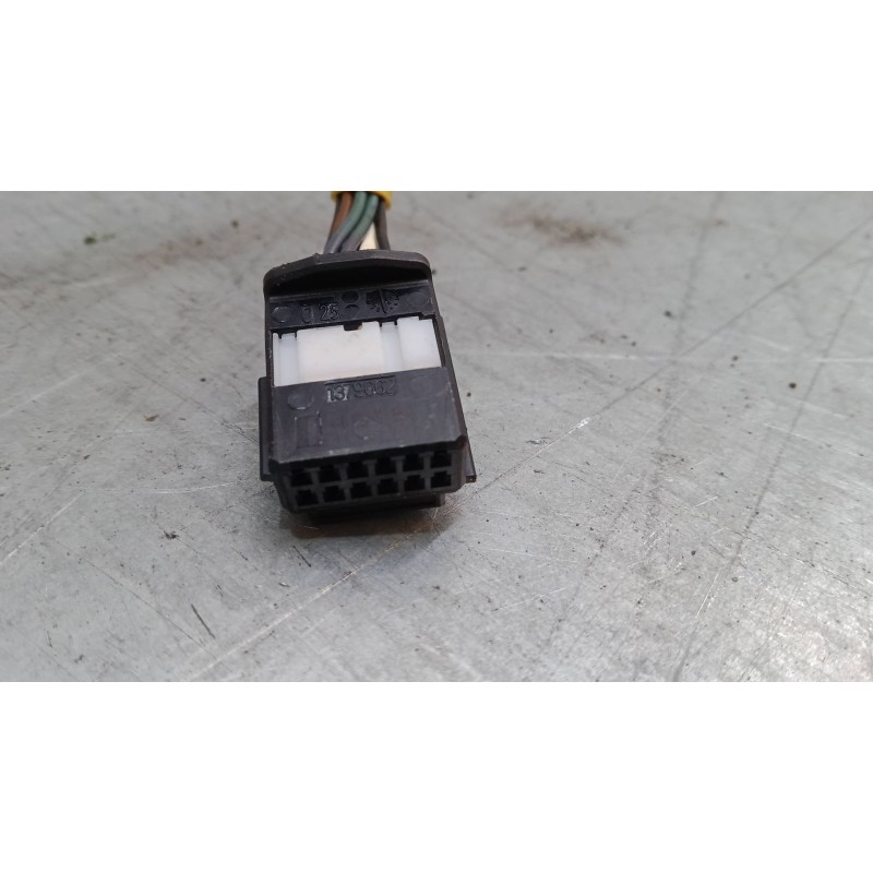 Recambio de retrovisor electrico derecho para renault captur i (j5_, h5_) 1.5 dci 90 referencia OEM IAM   