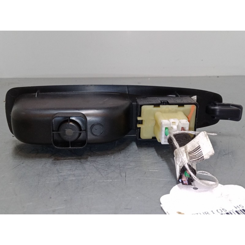 Recambio de mando elevalunas trasero derecho para renault captur i (j5_, h5_) 1.5 dci 90 referencia OEM IAM   