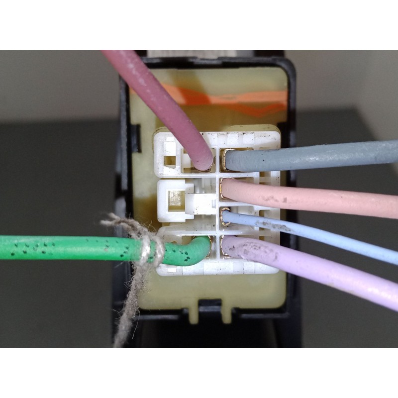 Recambio de mando elevalunas trasero derecho para renault captur i (j5_, h5_) 1.5 dci 90 referencia OEM IAM   