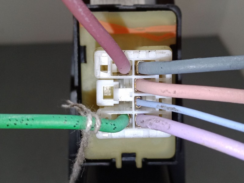 Recambio de mando elevalunas trasero derecho para renault captur i (j5_, h5_) 1.5 dci 90 referencia OEM IAM   