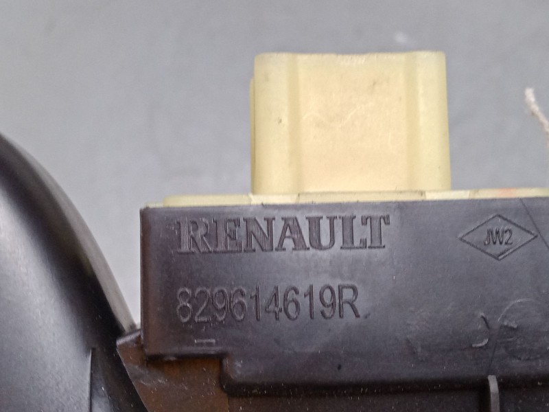 Recambio de mando elevalunas trasero izquierdo para renault captur i (j5_, h5_) 1.5 dci 90 referencia OEM IAM   