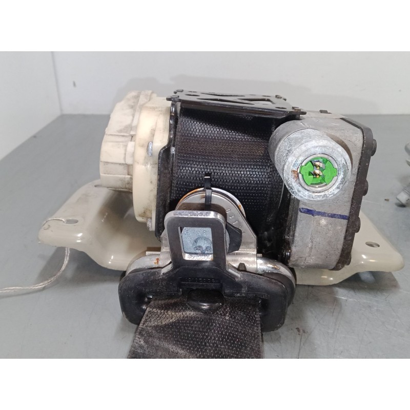 Recambio de cinturon seguridad delantero derecho para mercedes-benz clk (c209) clk 200 kompressor (209.342) referencia OEM IAM  