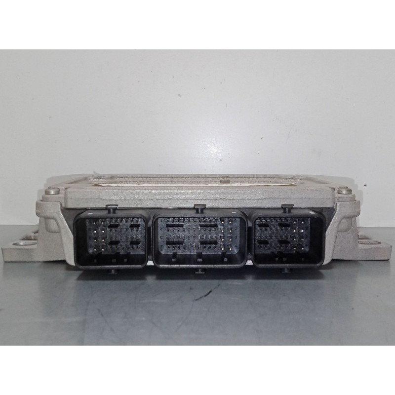 Recambio de centralita motor uce para citroën c4 i (lc_) 1.4 16v referencia OEM IAM 9664934380 9664339980 IAW6LP2.05