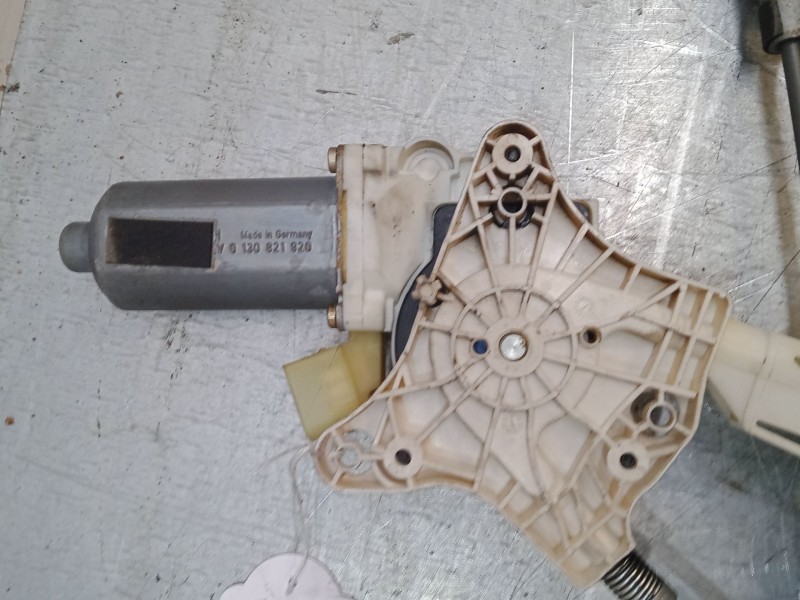 Recambio de elevalunas electrico delantero derecho para mercedes-benz clk (c209) clk 200 kompressor (209.342) referencia OEM IAM