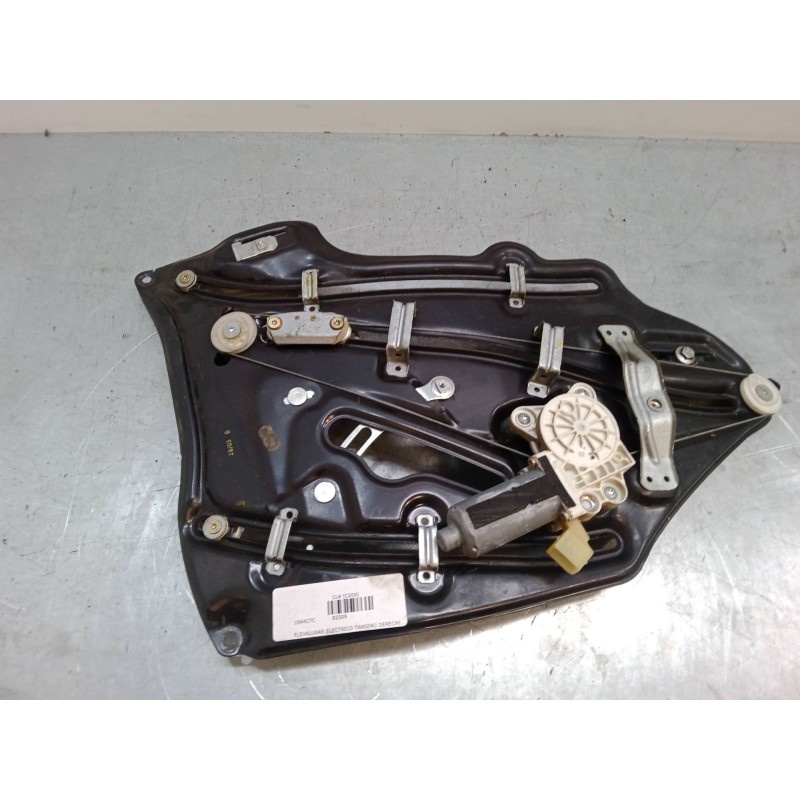 Recambio de elevalunas electrico trasero derecho para mercedes-benz clk (c209) clk 200 kompressor (209.342) referencia OEM IAM  
