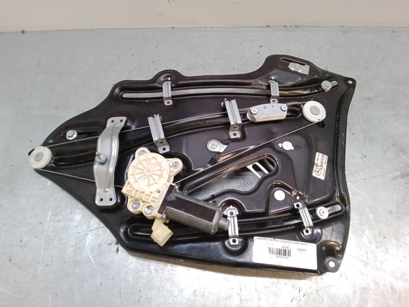 Recambio de elevalunas electrico trasero izquierdo para mercedes-benz clk (c209) clk 200 kompressor (209.342) referencia OEM IAM