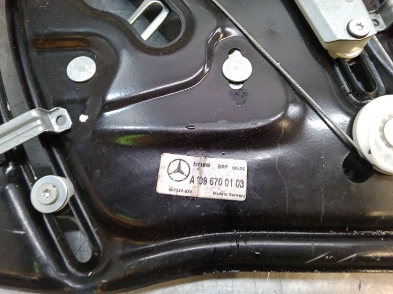 Recambio de elevalunas electrico trasero izquierdo para mercedes-benz clk (c209) clk 200 kompressor (209.342) referencia OEM IAM