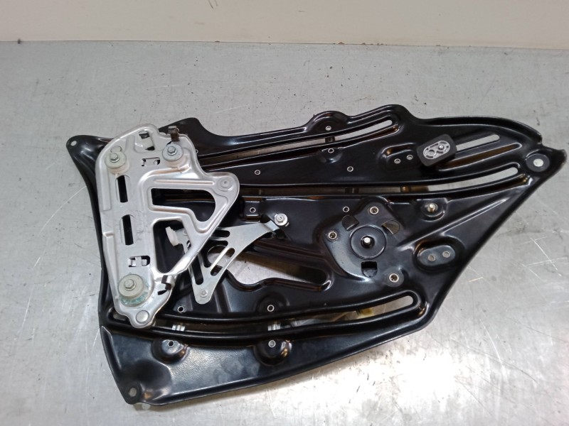 Recambio de elevalunas electrico trasero izquierdo para mercedes-benz clk (c209) clk 200 kompressor (209.342) referencia OEM IAM